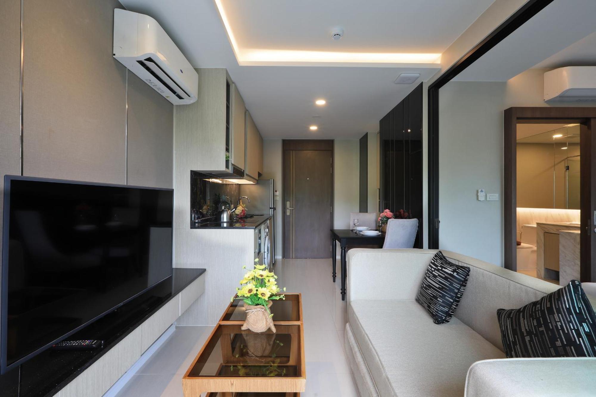 Sea View 1-Br 36 M2 Panora Surin By Holy Cow Apartment Luaran gambar